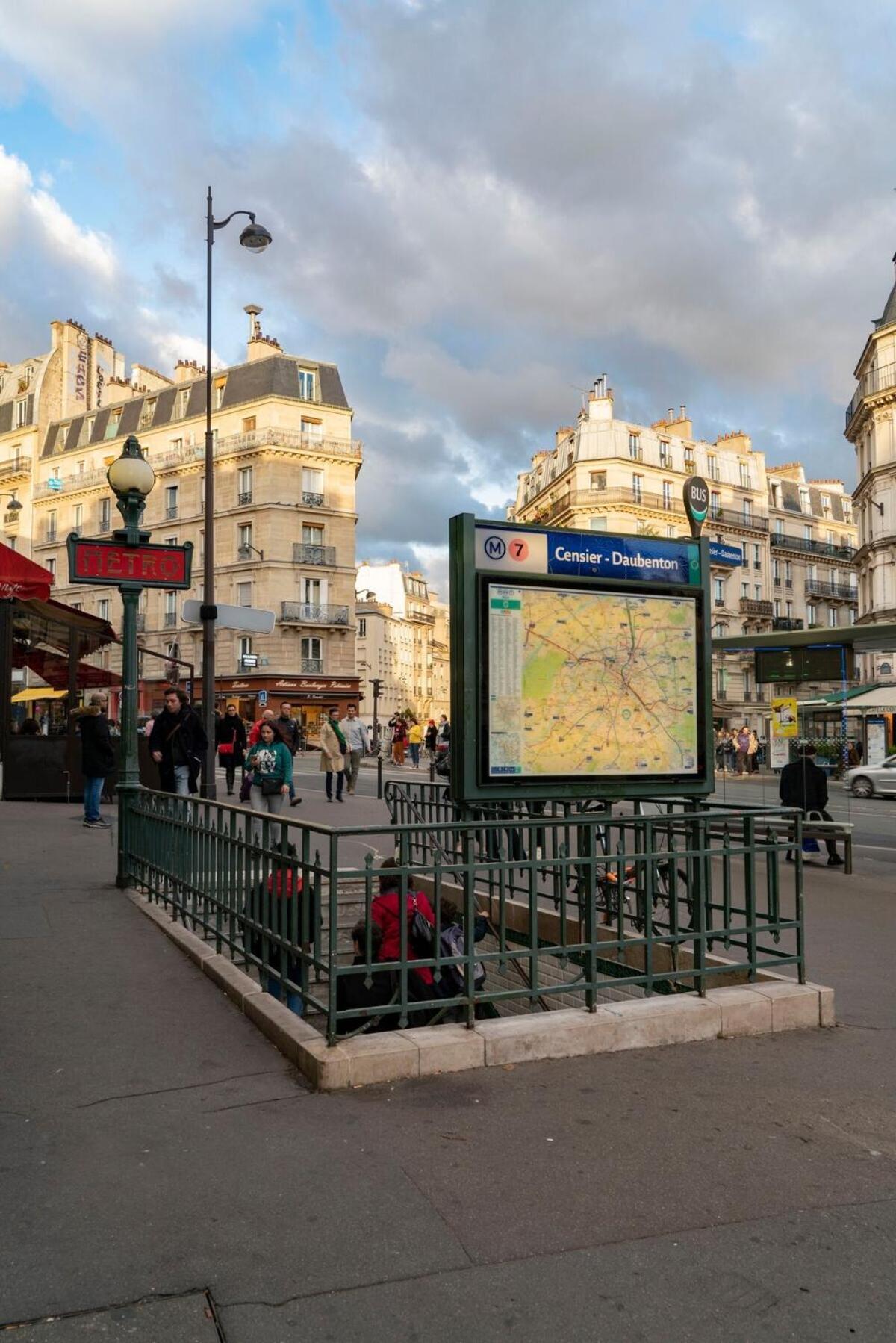 My Nest Inn Paris Quartier Latin Exterior foto